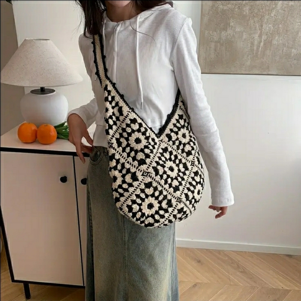 Crochet Boho Shoulder Bag (Black & White) NEW! - Picture 6 of 9